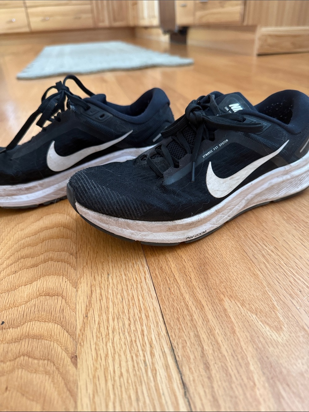 Nike Zoom Structure 24 Air Zoom Black Running Shoes Womens 8.5